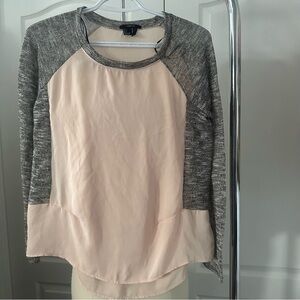 Forever 21 Women's Gray and Nude Pink Top Size L